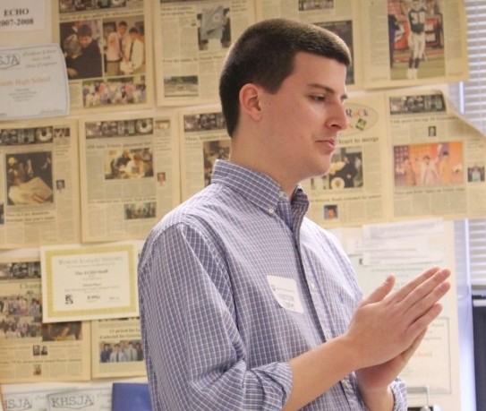 Trinity alumnus Kyle Williams 10 spoke with the Photo and Online Journalism class about his experiences at Western Kentucky University and The Courier-Journal.