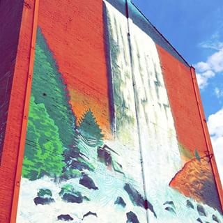 Am MMJ mural in the Louisville Portland area 