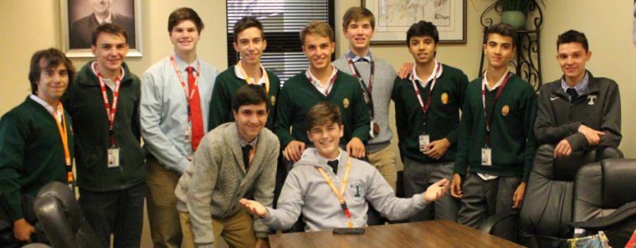 Six students from Argentina and their Trinity hosts. 