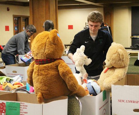 Rocks Lend Hand at Wayside Christmas Store