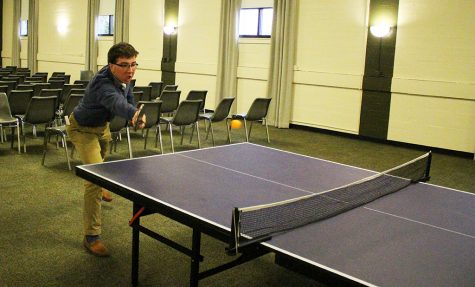 Romero’s Lee Tops in House Ping Pong Tournament