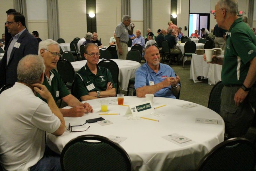 The Emerald Society Brunch was held May 14 in the convocation hall. 