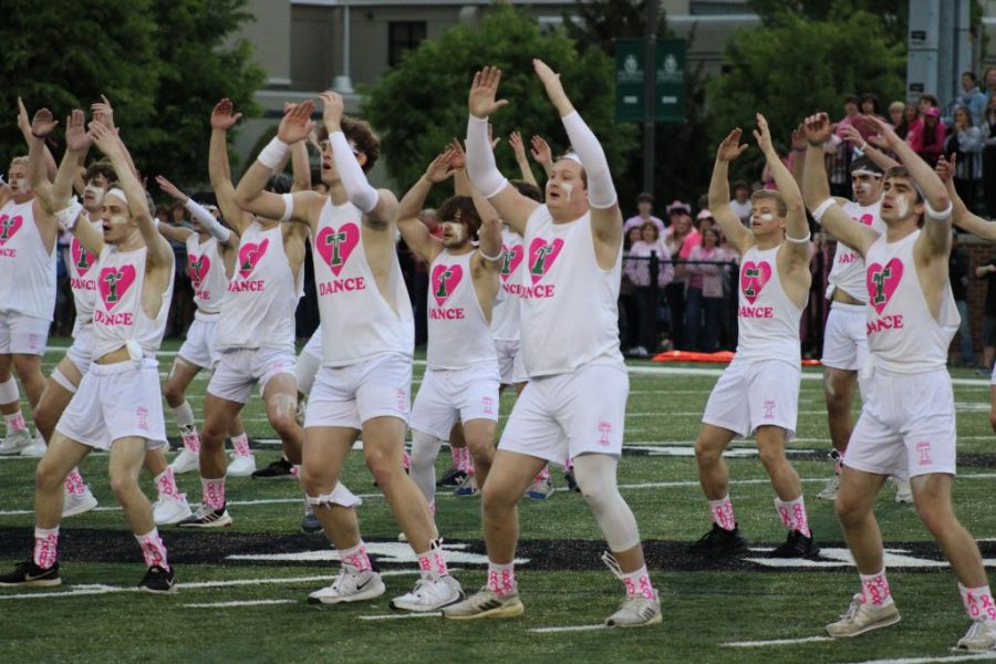 Four+Schools+Join+Forces+Against+Breast+Cancer