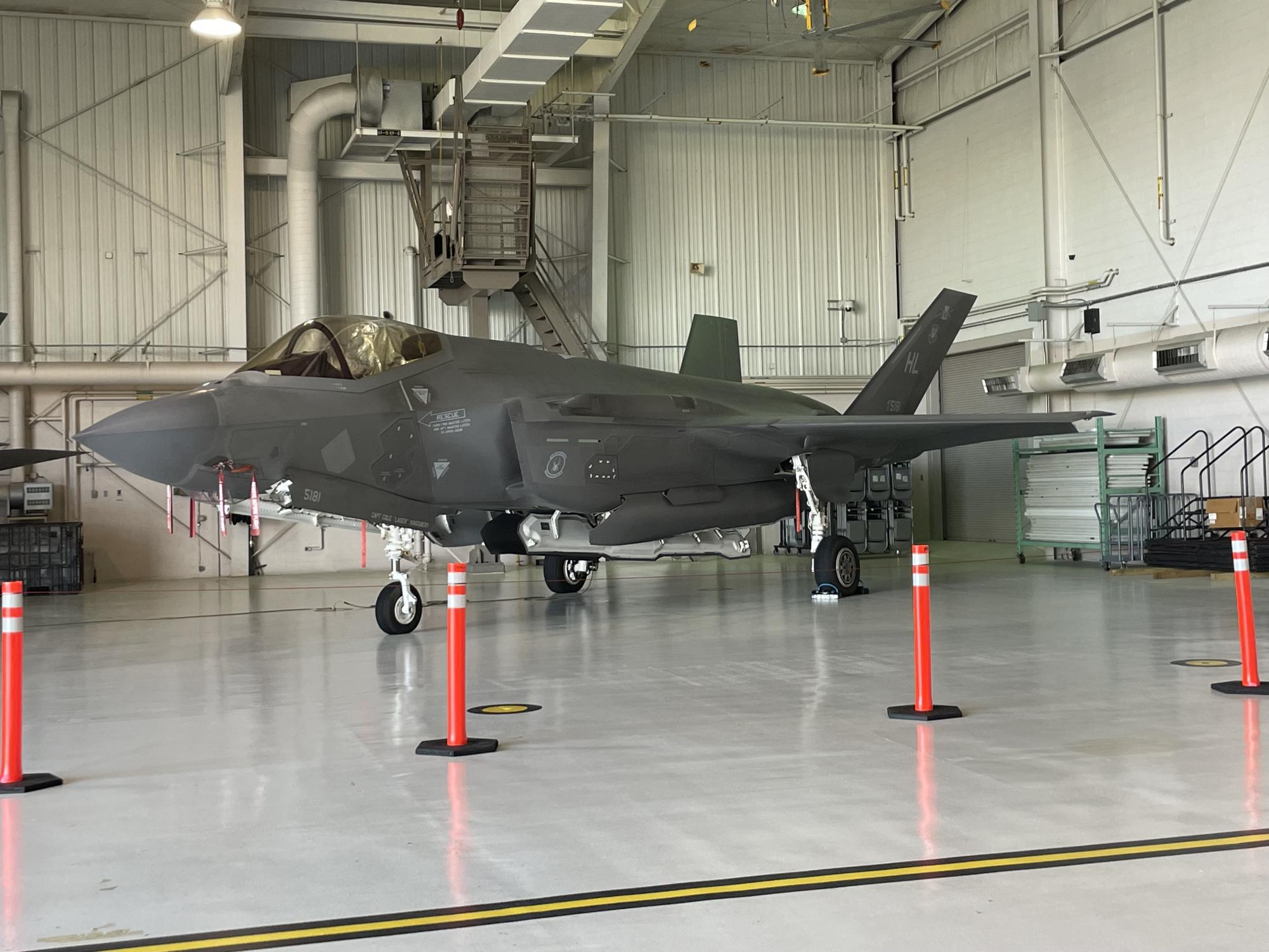 F-35 Lightning 2