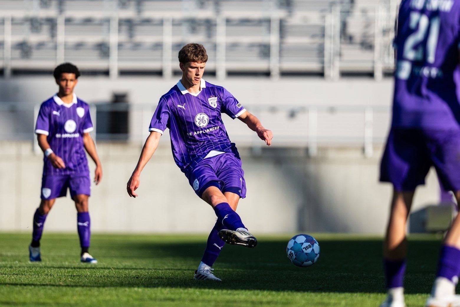 Senior Marty Wicinksi Tests His Soccer Talents in the Pros